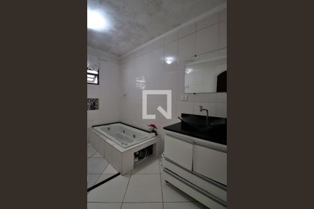 Casa à venda com 103m², 3 quartos e 2 vagasBanheiro Social 1