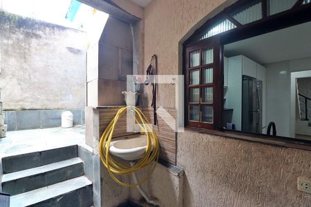 Casa à venda com 103m², 3 quartos e 2 vagasÁrea de Serviço