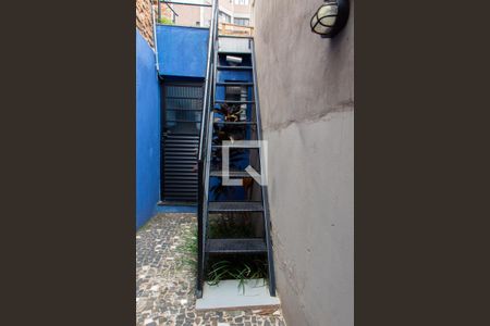 Casa à venda com 140m², 3 quartos e 1 vaga Casa à venda com 140m², 3 quartos e 1 vagaÁREA EXTERNA/ÁREA DE SERVIÇO/ACESSO COBERTURA