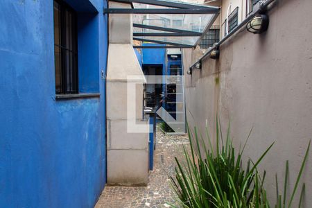 Casa à venda com 140m², 3 quartos e 1 vaga Casa à venda com 140m², 3 quartos e 1 vagaÁREA EXTERNA - CHURRASQUEIRA