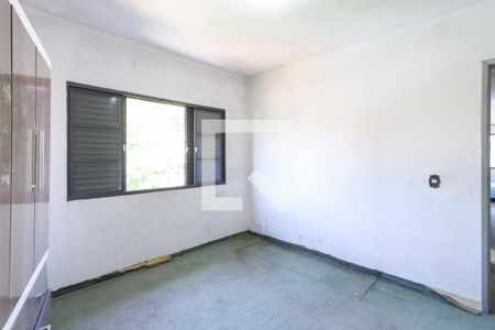 Casa à venda com 250m², 3 quartos e 2 vagas Casa à venda com 250m², 3 quartos e 2 vagasQuarto 2