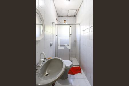 Casa à venda com 250m², 3 quartos e 2 vagas Casa à venda com 250m², 3 quartos e 2 vagasBanheiro