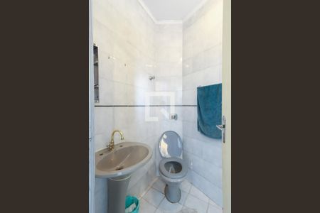 Casa à venda com 250m², 3 quartos e 2 vagas Casa à venda com 250m², 3 quartos e 2 vagasBanheiro da Suíte