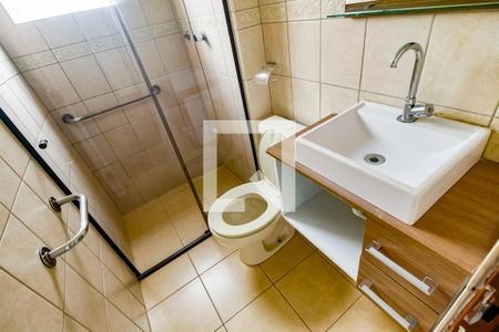 Banheiro de apartamento à venda com 2 quartos, 56m² em Jardim Umarizal, São Paulo