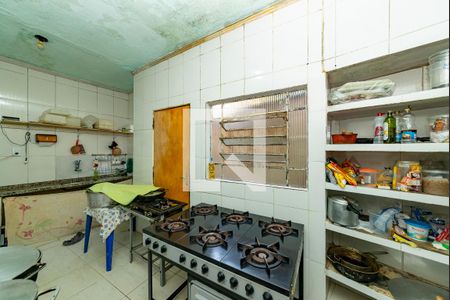 Casa à venda com 360m², 3 quartos e 8 vagas Casa à venda com 360m², 3 quartos e 8 vagasCozinha