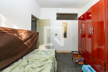 Casa à venda com 360m², 3 quartos e 8 vagas Casa à venda com 360m², 3 quartos e 8 vagasQuarto 2