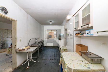 Casa à venda com 360m², 3 quartos e 8 vagas Casa à venda com 360m², 3 quartos e 8 vagasSala 2