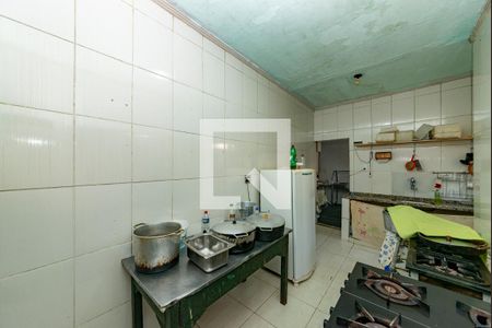 Casa à venda com 360m², 3 quartos e 8 vagas Casa à venda com 360m², 3 quartos e 8 vagasCozinha