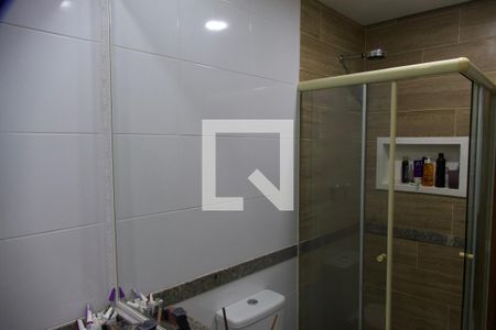 Apartamento para alugar com 140m², 3 quartos e 1 vaga Apartamento para alugar com 140m², 3 quartos e 1 vagaBanheiro da Suíte