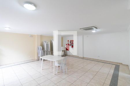 Apartamento à venda com 68m², 3 quartos e 1 vaga Apartamento à venda com 68m², 3 quartos e 1 vagaÁrea comum - Salão de festas