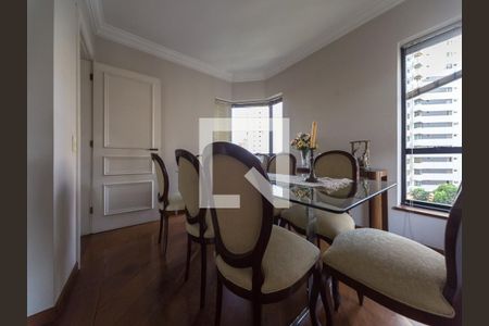Apartamento à venda com 160m², 4 quartos e 3 vagas