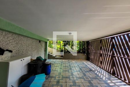 Casa à venda com 262m², 4 quartos e 2 vagasGaragem