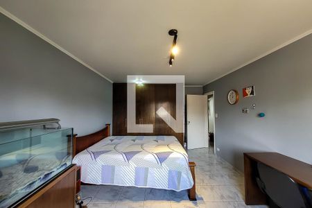 Casa à venda com 262m², 4 quartos e 2 vagasQuarto 2