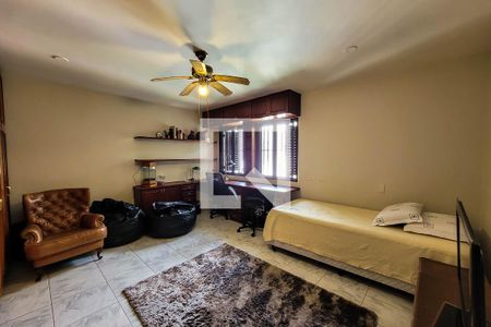 Casa à venda com 262m², 4 quartos e 2 vagasQuarto 1