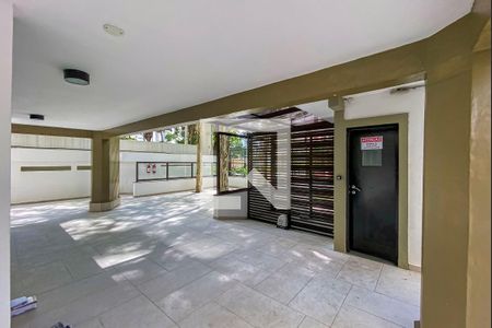 Apartamento para alugar com 118m², 3 quartos e 1 vagaFachada e portaria