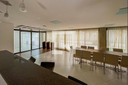 Apartamento para alugar com 118m², 3 quartos e 1 vagaÁrea comum - Salão de festas