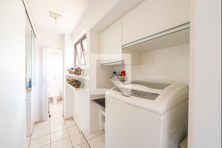 Apartamento para alugar com 118m², 3 quartos e 1 vagaÁrea de Serviço