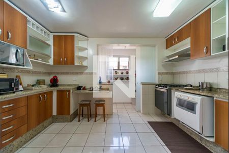 Apartamento para alugar com 118m², 3 quartos e 1 vagaCozinha 