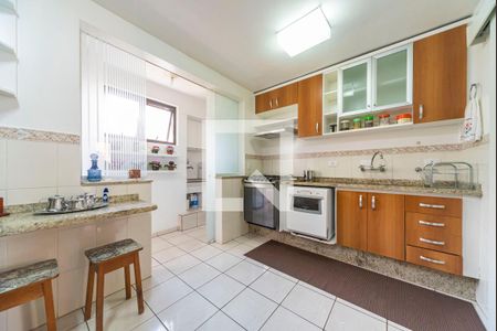 Apartamento para alugar com 118m², 3 quartos e 1 vagaCozinha 