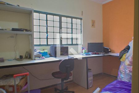 Casa à venda com 140m², 3 quartos e 1 vagaEscritório 1 andar