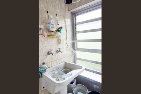 Casa à venda com 237m², 4 quartos e 2 vagas Casa à venda com 237m², 4 quartos e 2 vagasLavanderia