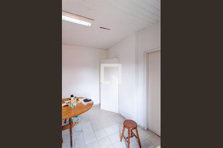 Casa à venda com 237m², 4 quartos e 2 vagas Casa à venda com 237m², 4 quartos e 2 vagasEdícula