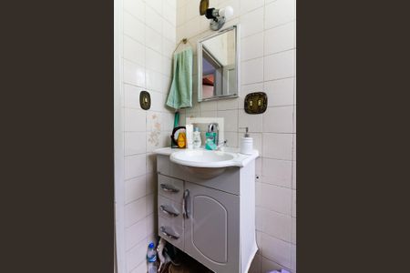 Casa à venda com 70m², 2 quartos e 1 vaga Casa à venda com 70m², 2 quartos e 1 vagaBanheiro