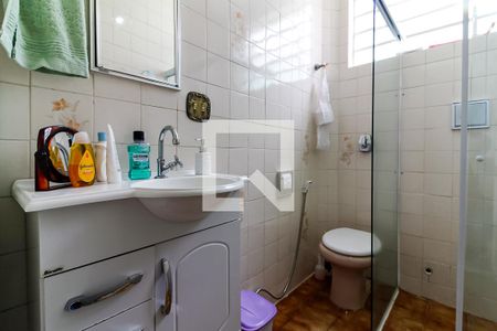 Casa à venda com 70m², 2 quartos e 1 vaga Casa à venda com 70m², 2 quartos e 1 vagaBanheiro