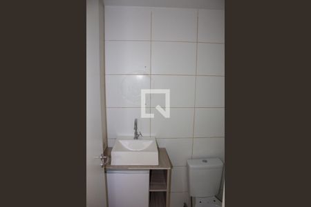 Banheiro de apartamento para alugar com 2 quartos, 55m² em Santa Isabel, Viamão