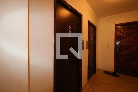 Apartamento à venda com 96m², 3 quartos e 1 vagaElevadores