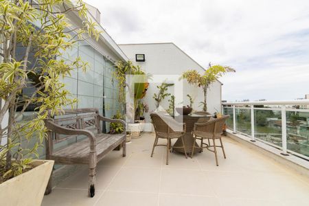 Apartamento à venda com 316m², 4 quartos e 3 vagasVaranda da Sala