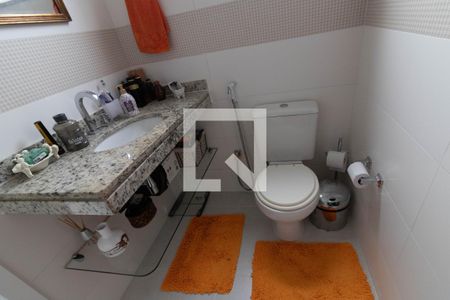 Apartamento à venda com 316m², 4 quartos e 3 vagasBanheiro da Suíte 2