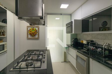 Apartamento à venda com 316m², 4 quartos e 3 vagasCozinha