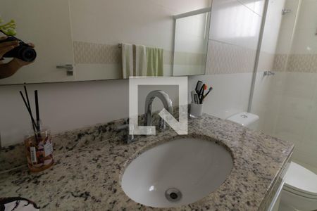 Apartamento à venda com 316m², 4 quartos e 3 vagasBanheiro da Suíte 3