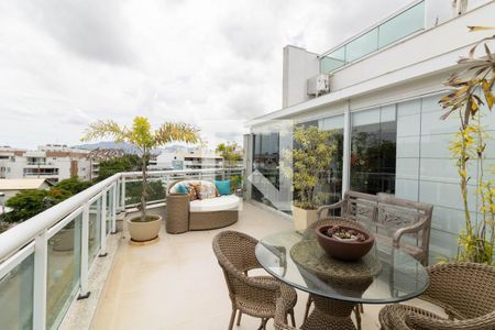 Apartamento à venda com 316m², 4 quartos e 3 vagasVaranda da Sala