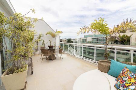 Apartamento à venda com 316m², 4 quartos e 3 vagasVaranda da Sala