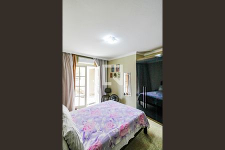 Casa à venda com 380m², 3 quartos e 4 vagas Casa à venda com 380m², 3 quartos e 4 vagasQuarto 2