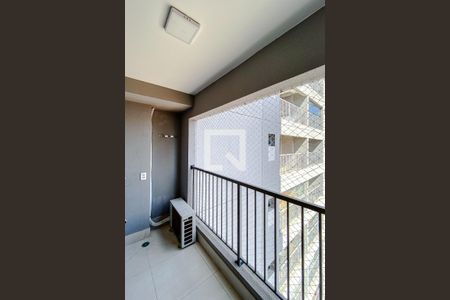 Varanda de kitnet/studio à venda com 1 quarto, 25m² em Vila Mariana, São Paulo