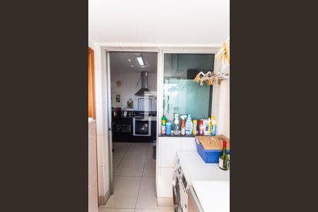 Apartamento para alugar com 172m², 3 quartos e 3 vagas Apartamento para alugar com 172m², 3 quartos e 3 vagasÁrea de Serviço