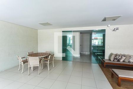 Apartamento para alugar com 172m², 3 quartos e 3 vagas Apartamento para alugar com 172m², 3 quartos e 3 vagasÁrea de Descanso