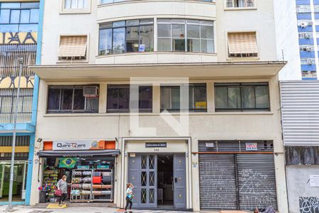 Apartamento à venda com 73m², 1 quarto e sem vaga Apartamento à venda com 73m², 1 quarto e sem vagaFachada do Prédio