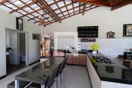 Casa à venda com 360m², 4 quartos e 4 vagasÁrea gourmet