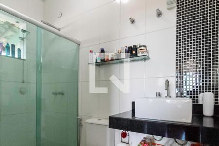 Casa à venda com 360m², 4 quartos e 4 vagasBanheiro da suíte