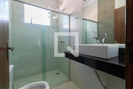 Casa à venda com 360m², 4 quartos e 4 vagasBanheiro social