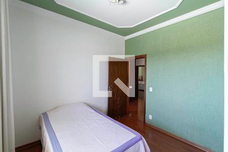 Casa à venda com 360m², 4 quartos e 4 vagasQuarto