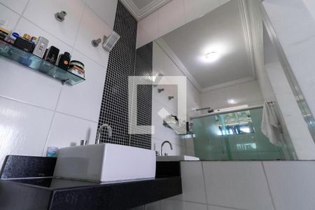 Casa à venda com 360m², 4 quartos e 4 vagasBanheiro da suíte
