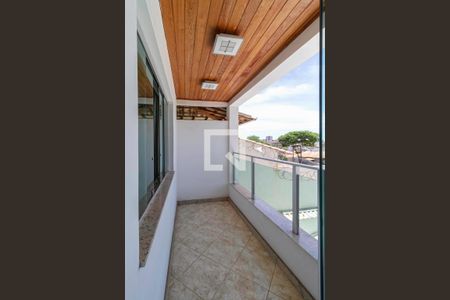 Casa à venda com 360m², 4 quartos e 4 vagasVaranda da suíte