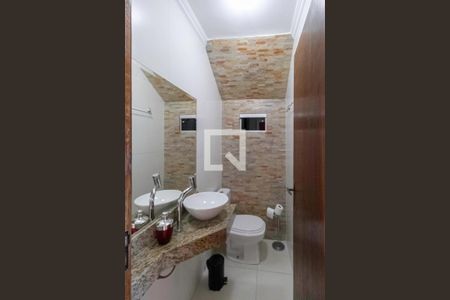 Casa à venda com 360m², 4 quartos e 4 vagasLavabo