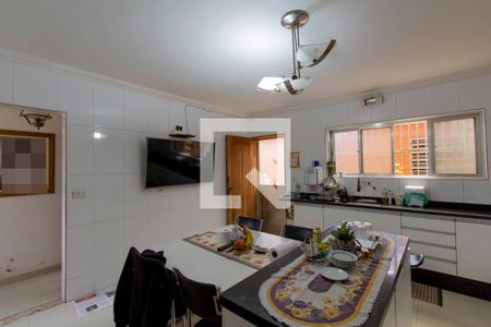 Casa à venda com 180m², 3 quartos e 2 vagasCozinha