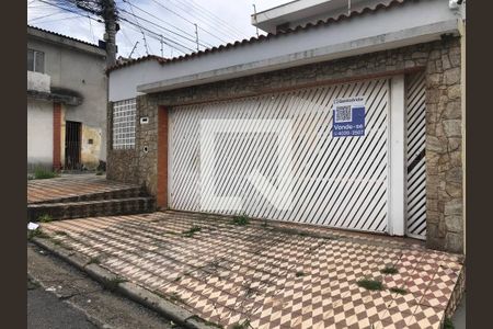 Casa à venda com 180m², 3 quartos e 2 vagasFachada
